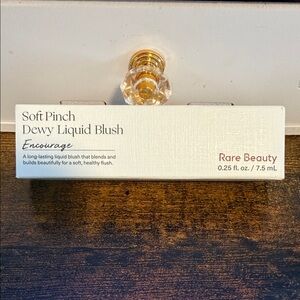 Rare Beauty Soft Pinch Dewy Liquid Blush - Encourage